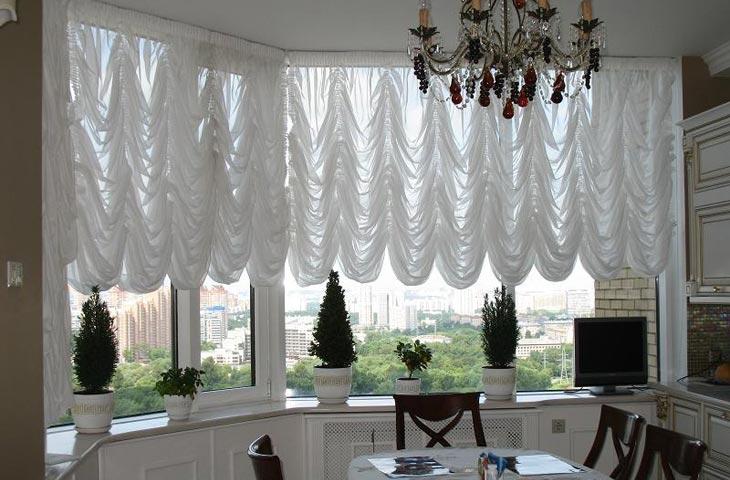 How to Choose Curtains for Your Kitchen